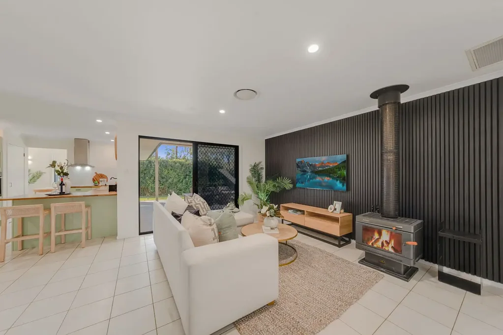 Mount Crosby 4 Bedroom Move-in Ready Private Acreage