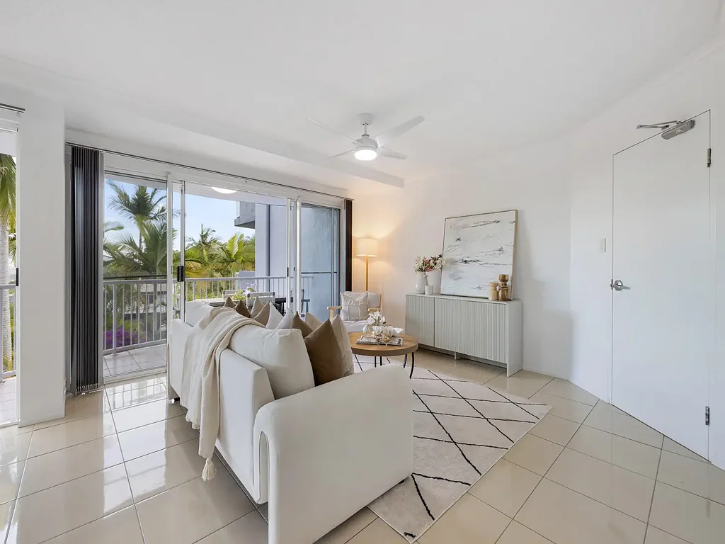 Buderim 3ห้องนอน Light-Filled Three Bedroom Unit with Elevated Balcony & Private Covered Alfresco!