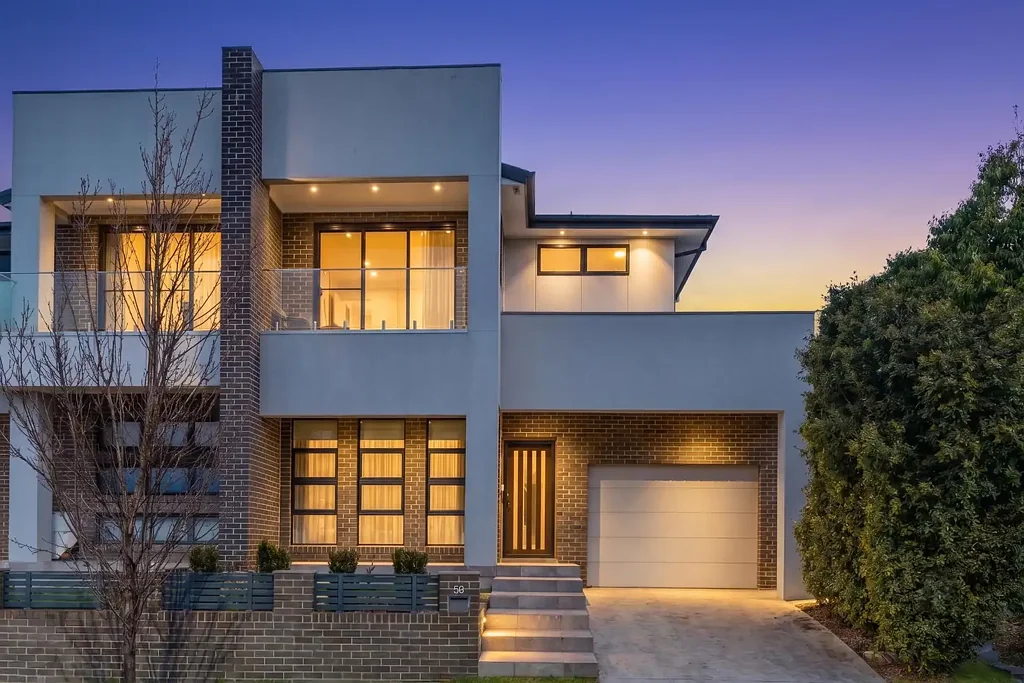 5B Eddington Road, Campbelltown, NSW 2560, 4 Bedrooms, 2 Bathrooms, Apartment