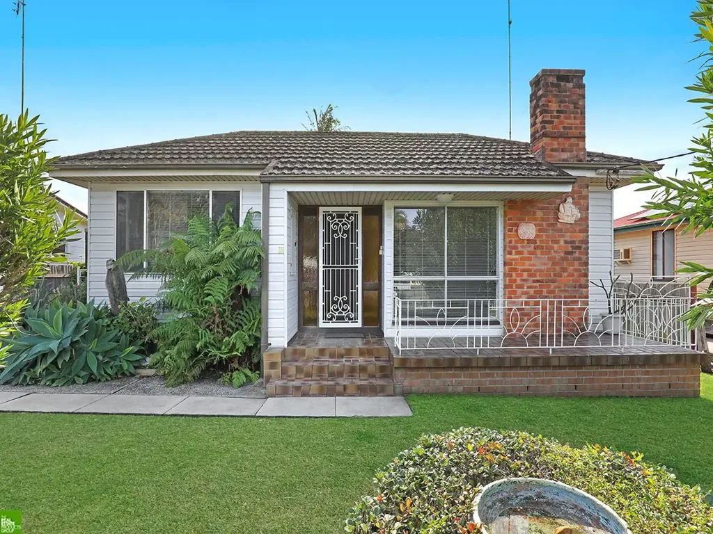 20 Cullen Street, Unanderra, NSW 2526