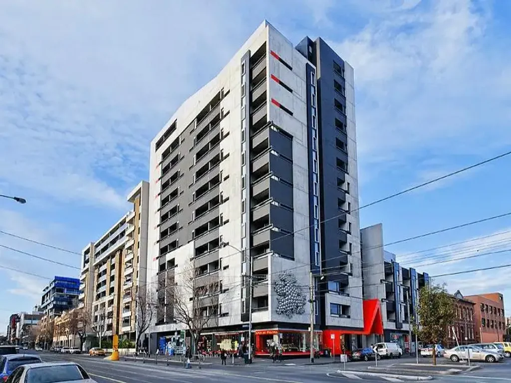 Perfect City Pad with Space, Style & Location