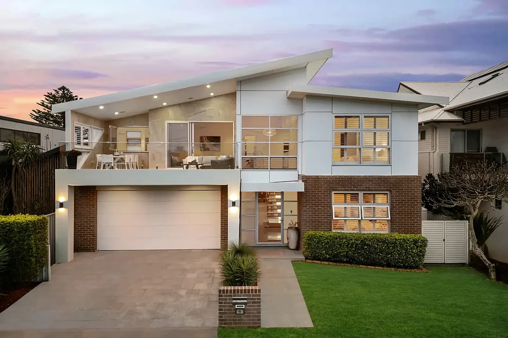 Toowoon Bay 4ห้องนอน Elegance and scale in Toowoon Bay's most exclusive enclave