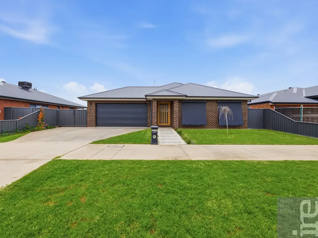 Quality Four Bedroom plus Study Home with Exceptional Living Spaces!