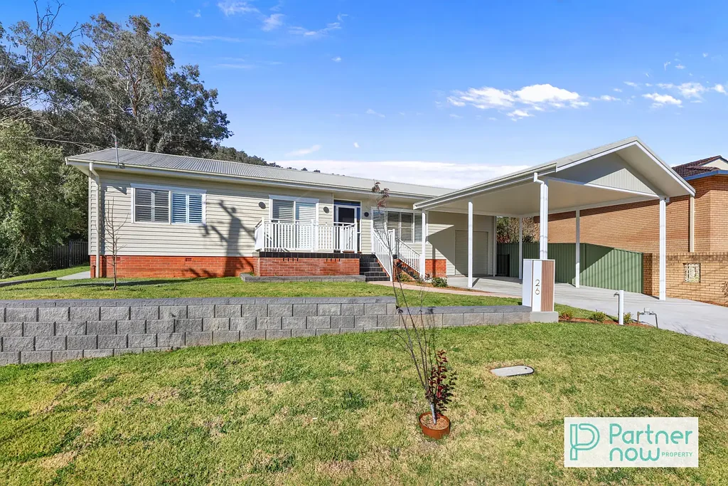 Tamworth 4Moenga Fully Renovated Family Living with Elevated East Tamworth Appeal