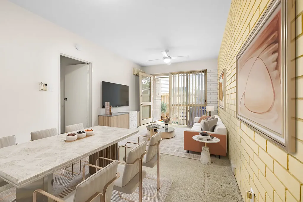 Coorparoo 3 Bedroom Ground Floor Apartment in Prime Coorparoo Location