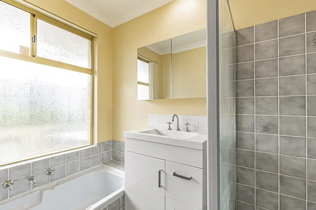 Joondalup 4 Slaapkamer Space, Privacy, and a Backyard That Delivers.