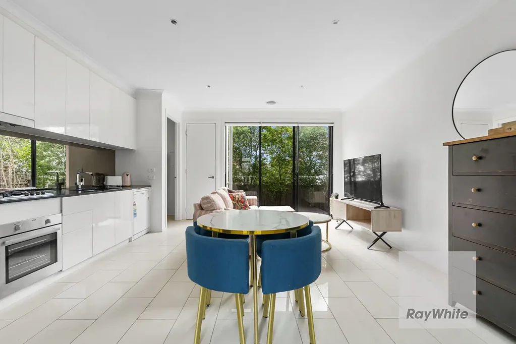 Bundoora 2Zimmer Stylish, Low-Maintenance Living in Uni Hill!