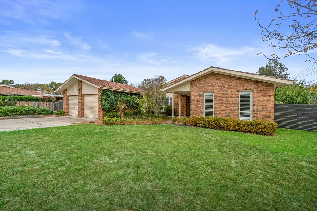 17 Mault Place, Monash, ACT 2904