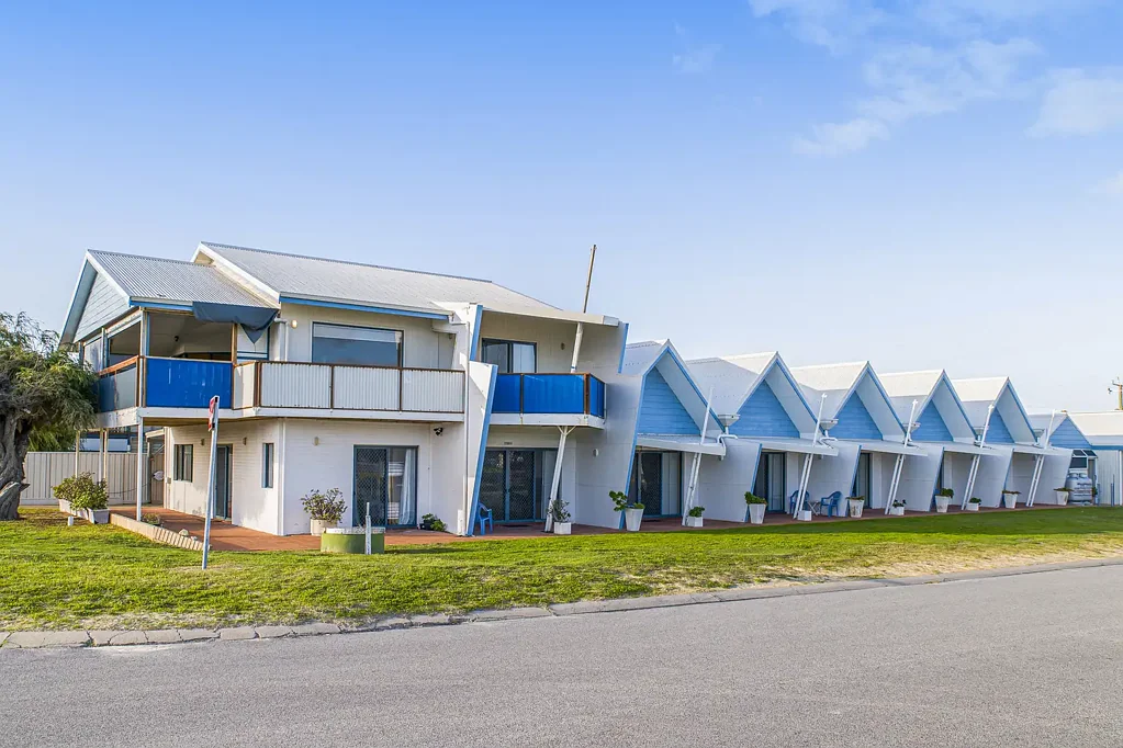 Lancelin 14ਬੈੱਡਰੂਮ An Iconic Coastal Investment Opportunity