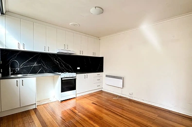 2/80 Napier Crescent, Essendon, VIC 3040, 1 rūma, 1 rūma horoi, Apartment