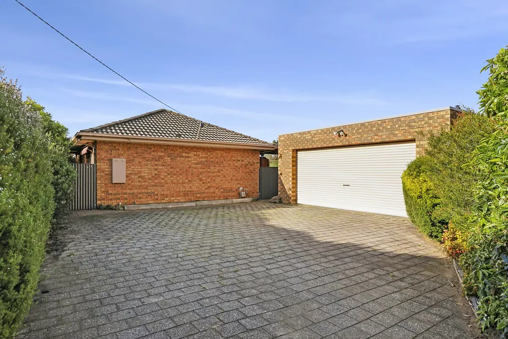 8 Altair Avenue, Lara, VIC 3212