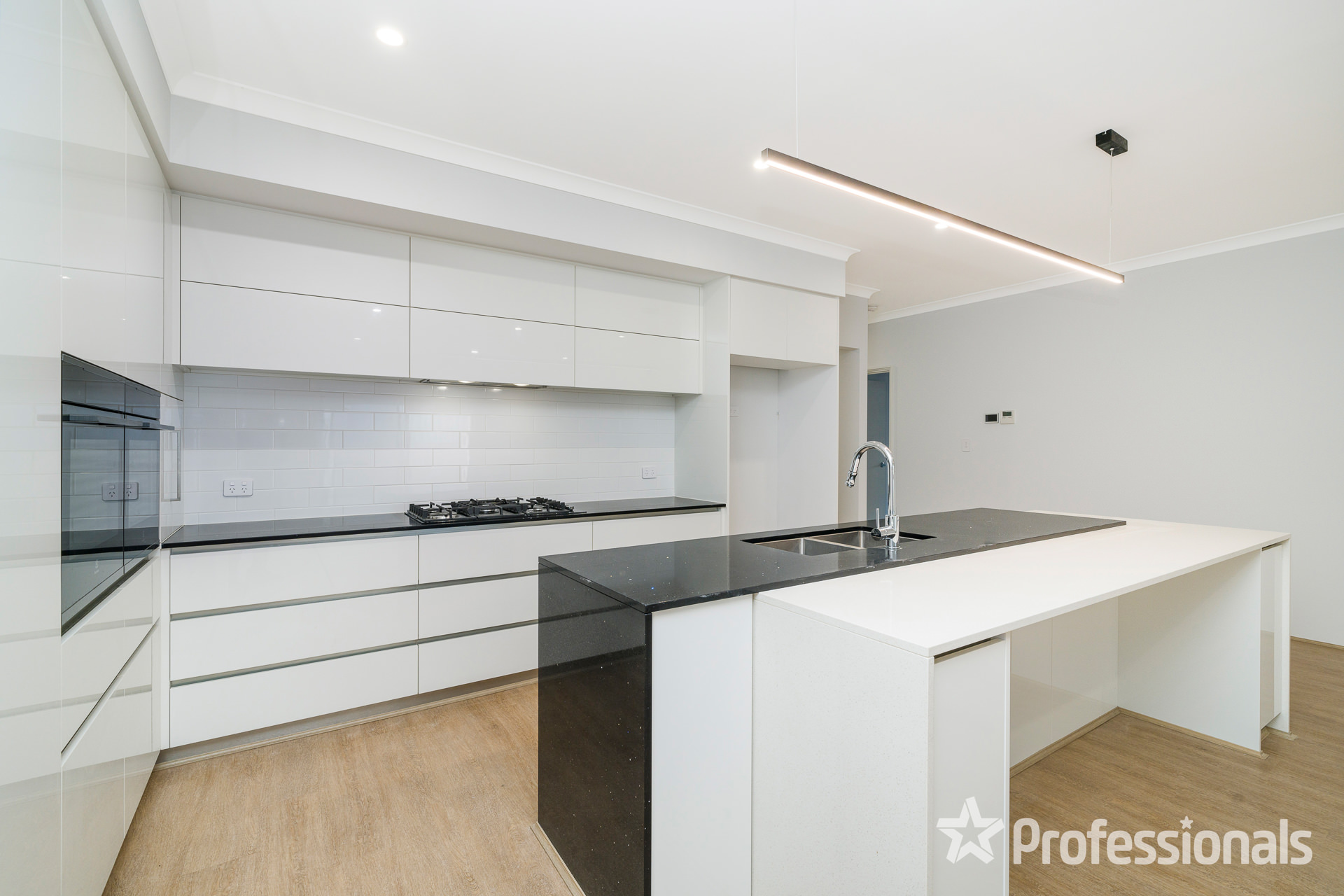 21 FRAGOLA RISE, LANDSDALE WA 6065, 0房, 0浴, House