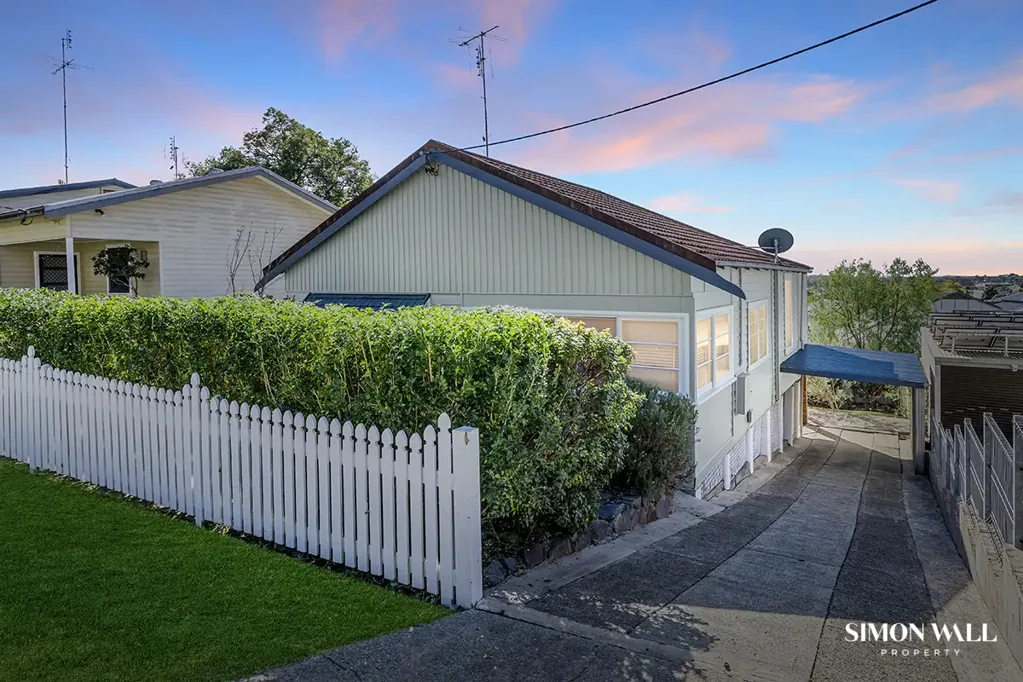 40 Bulkara Street, Adamstown Heights, NSW 2289