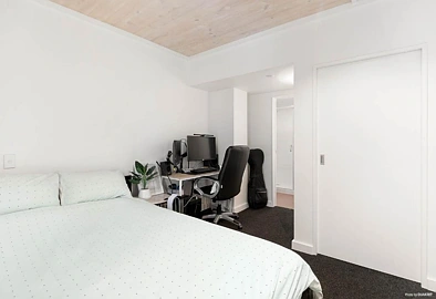 New lynn. 2 bedroom Apartment