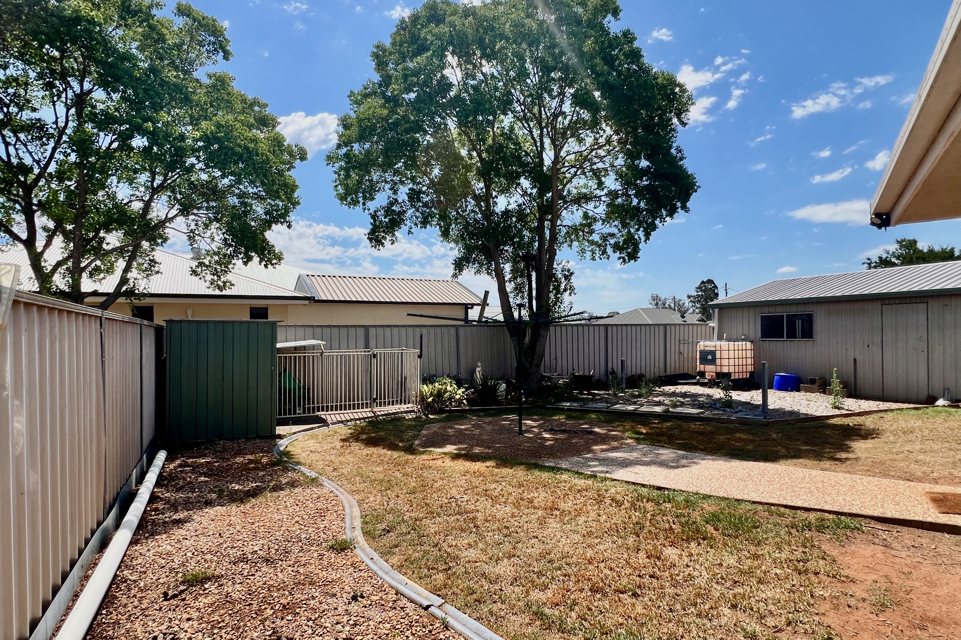 17 HAMLYN RD, OAKEY QLD 4401, 0 rūma, 0 rūma horoi, House