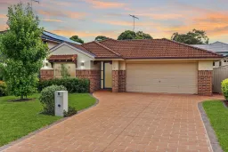 6 Monet Court, Kellyville