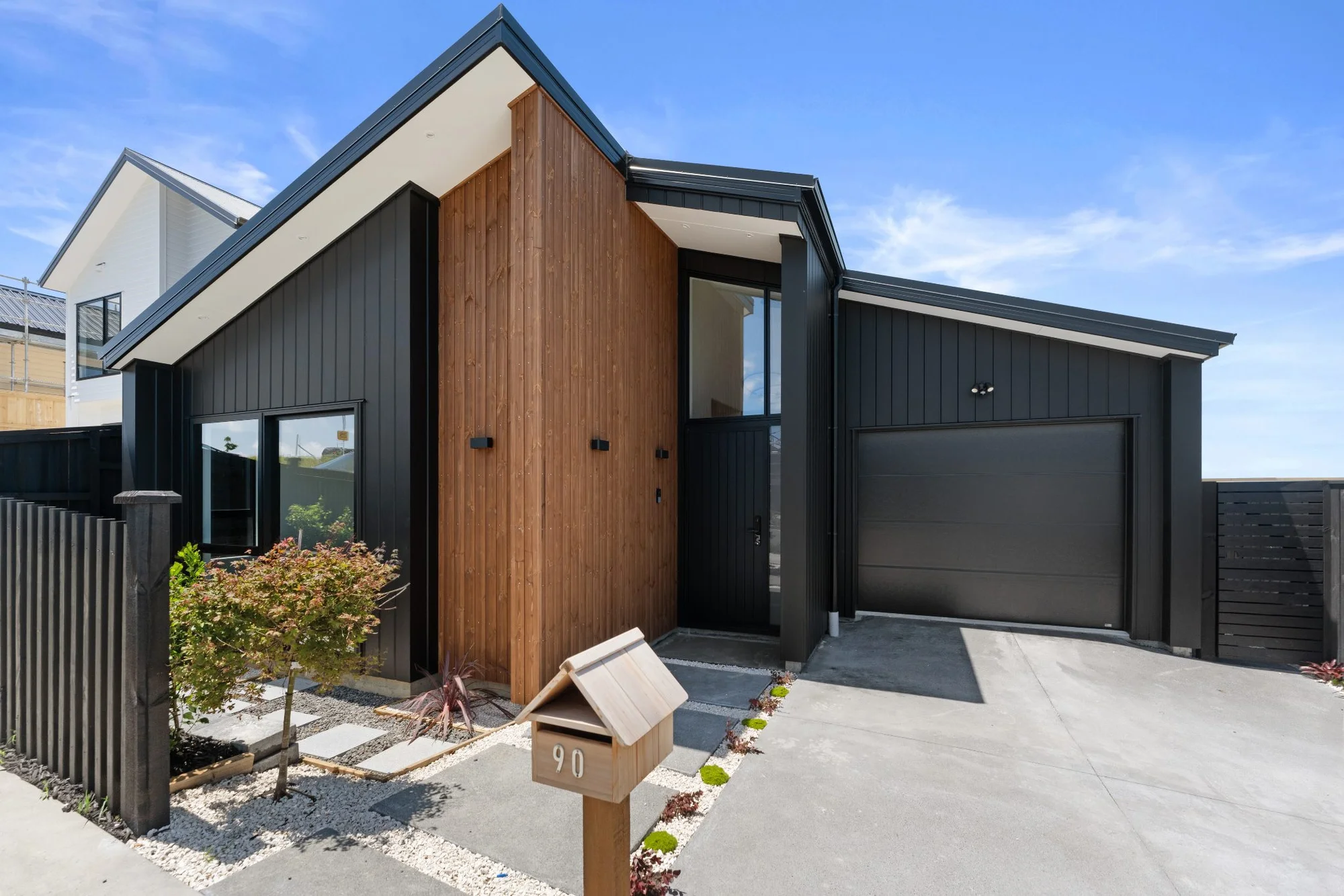 Wainui 4Phòng ngủ BRAND NEW. EASY LIVING. SMART INVESTMENT.