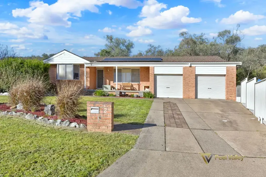 2 Eucalypt Avenue, Tamworth, NSW 2340