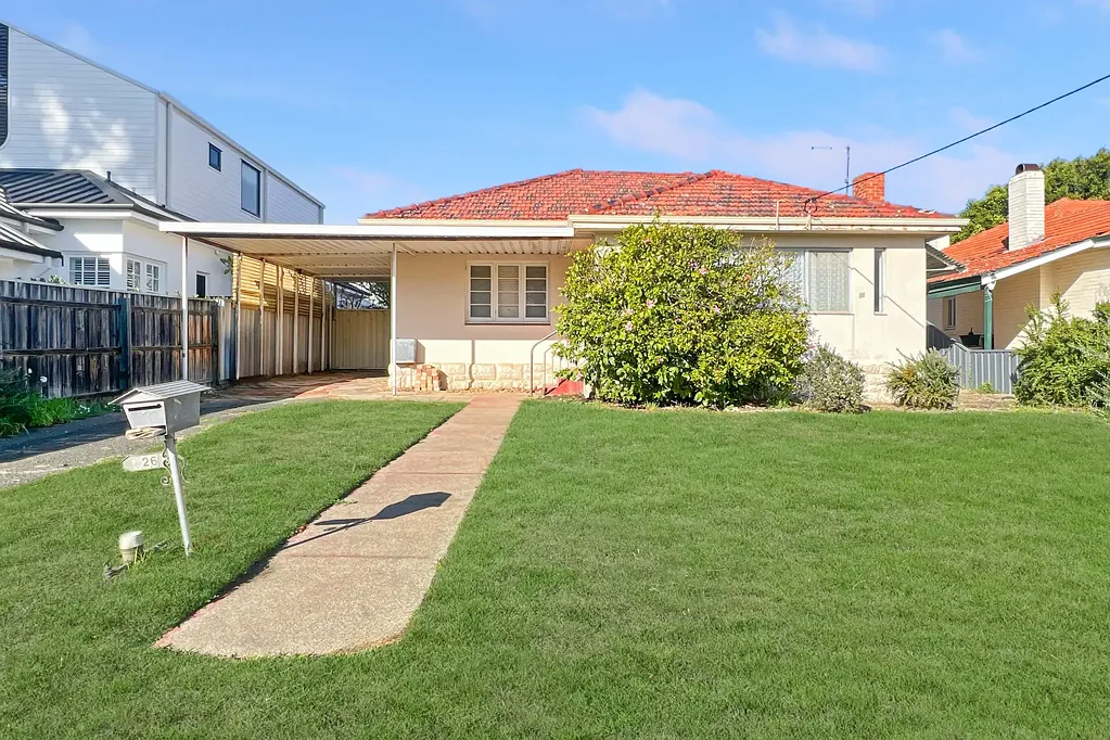 Mosman Park 4침실 Prime Mosman Park Canvas Awaits Your Vision