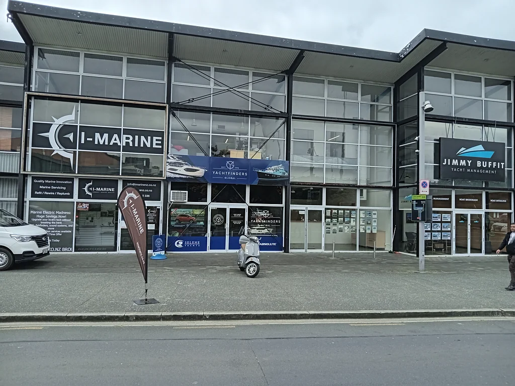 Auckland Central  Prime frontage on Westhaven Drive