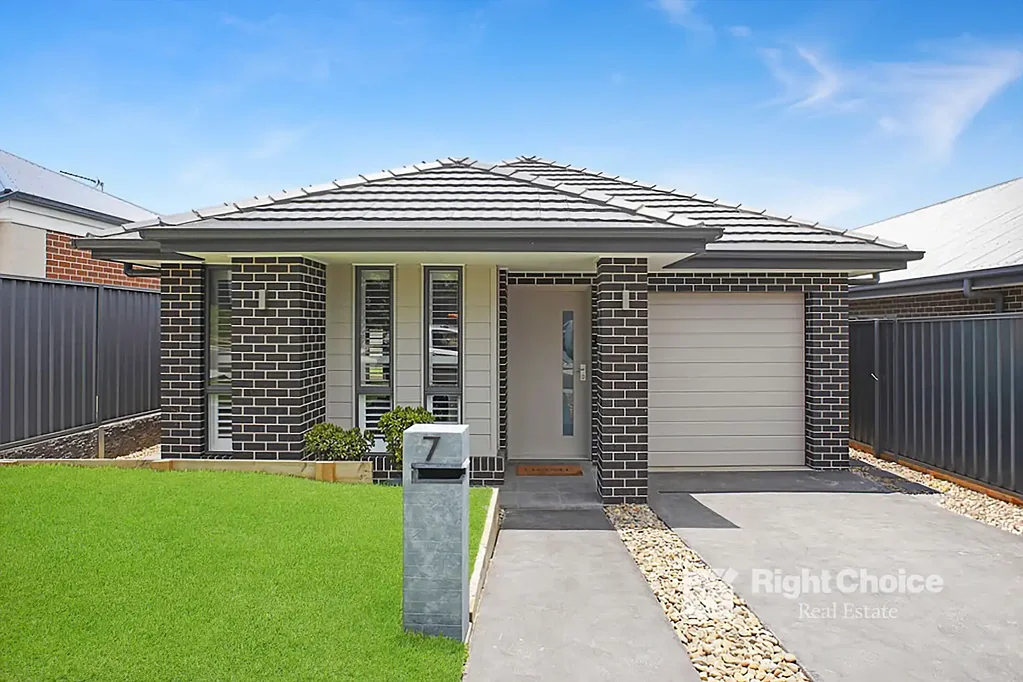 7 Malbon Street, Stream Hill, NSW 2526