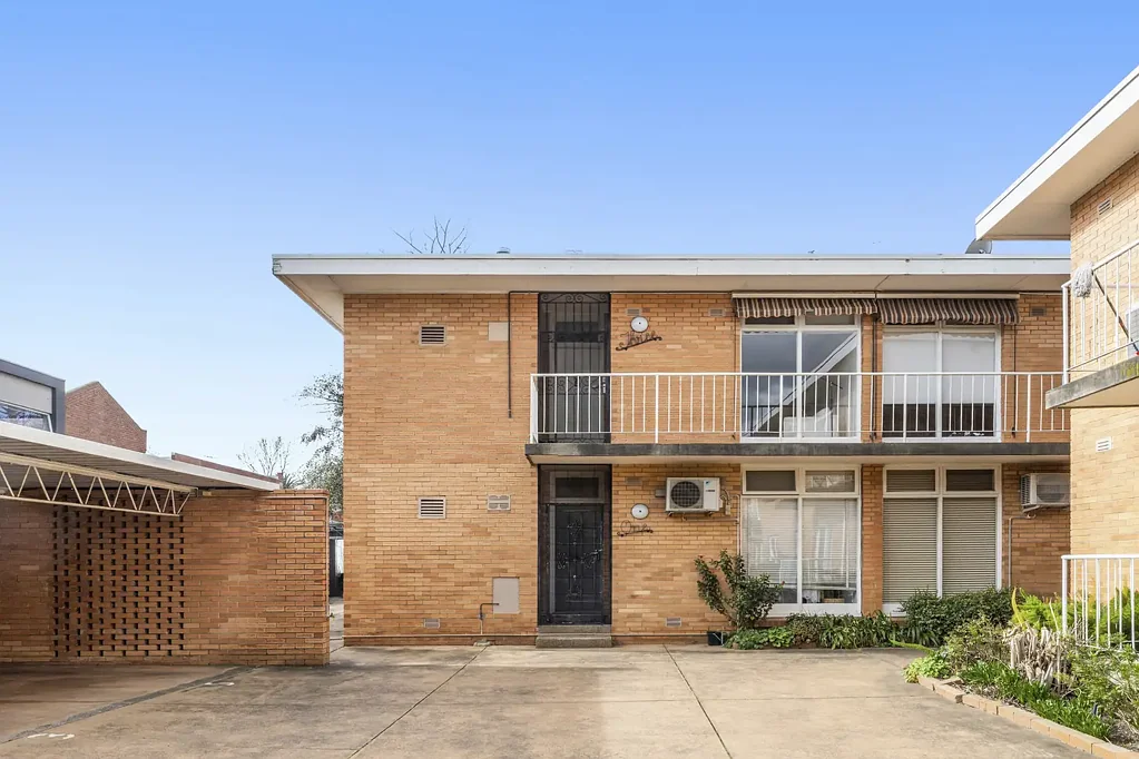 Essendon 2غرفة نوم Stylish, Spacious and Steps from Everything