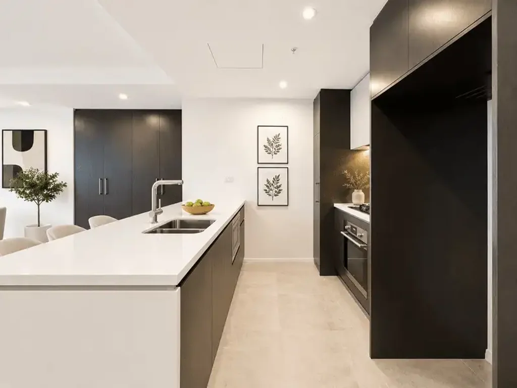 Modern Two Bedroom Apartment | Walk to Tallawong Metro Station