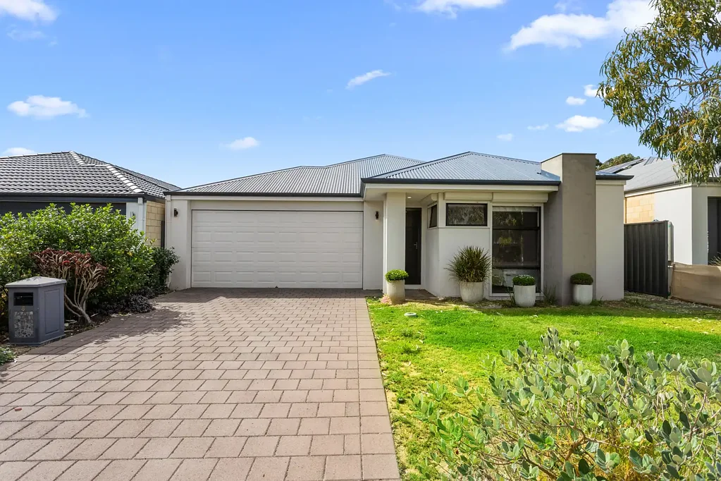 8 Wattley Road, Wellard, WA 6170