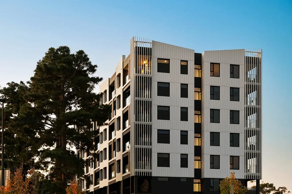 Glenside 2房  Rise above it all; top-floor luxury at the heart of Glenside's newest chapter…