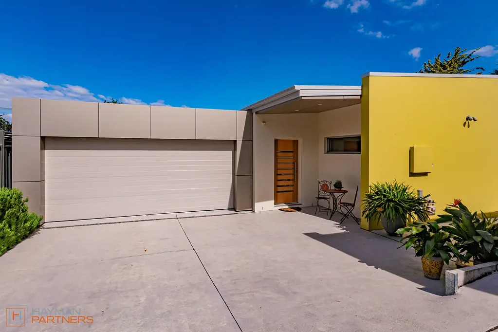 Hughes 3房  Hidden Gem – Superbly presented 3 Bedroom Villa Home