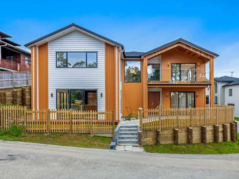 Greenhithe 5房  Stunning Family Retreat in Greenhithe