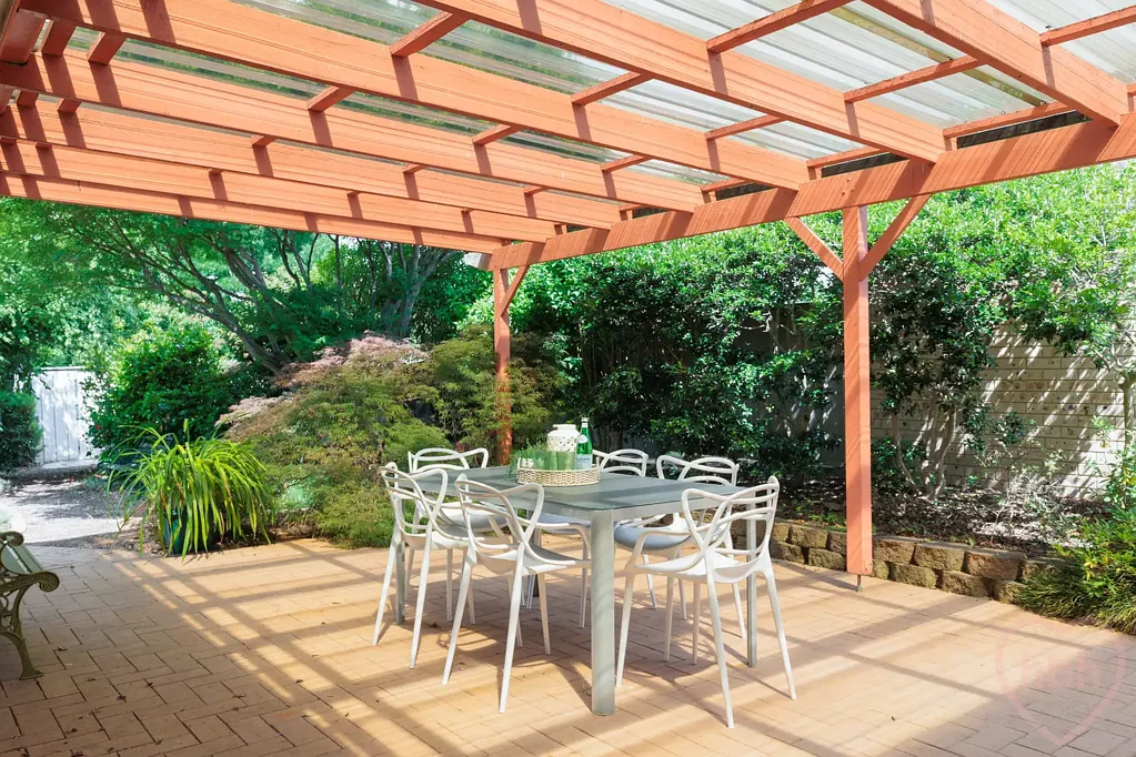 10 La Trobe Close, Palmerston, ACT 2913
