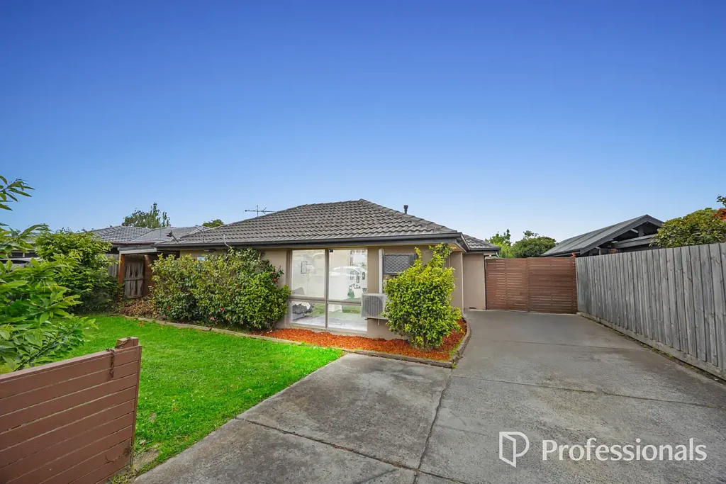 Cranbourne 4 Slaapkamer Versatile Family Home with Investment Potential in Cranbourne