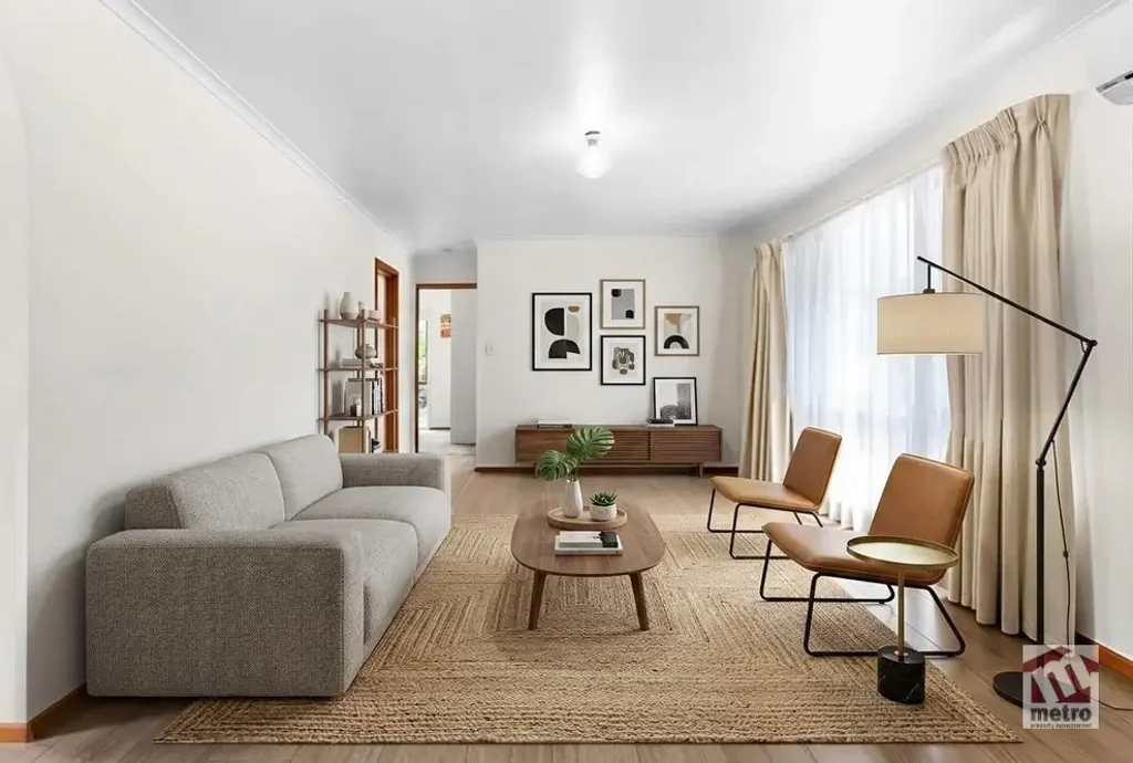 INVITING FAMILY HOME!