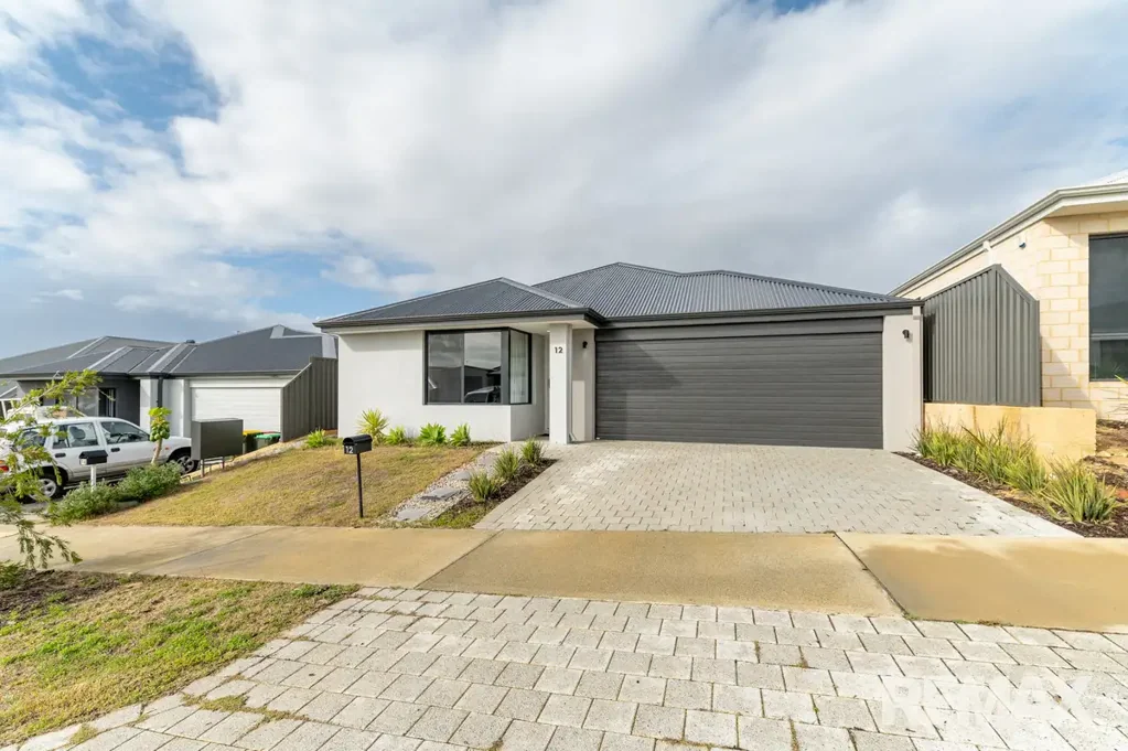12 Genesis Road, Eglinton, WA 6034
