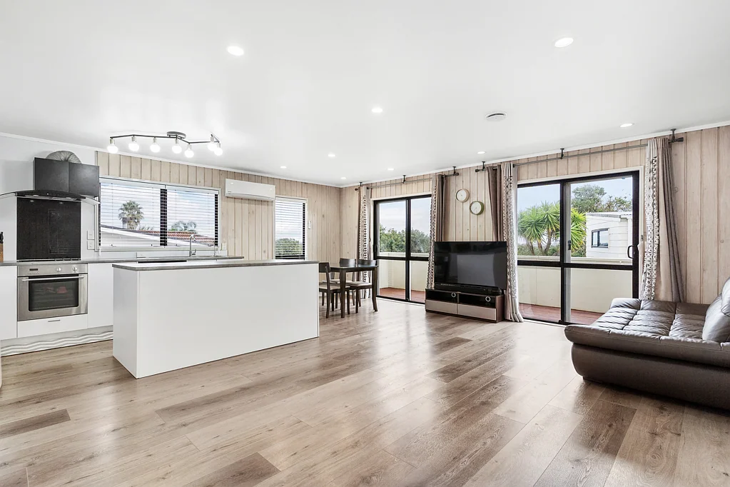 Bucklands Beach 4房  Welcome Home - Family Living with Heart and Soul