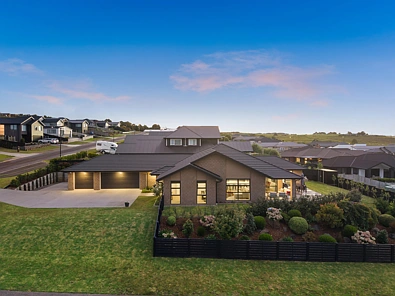Pukekohe 4Zimmer Contemporary comfort