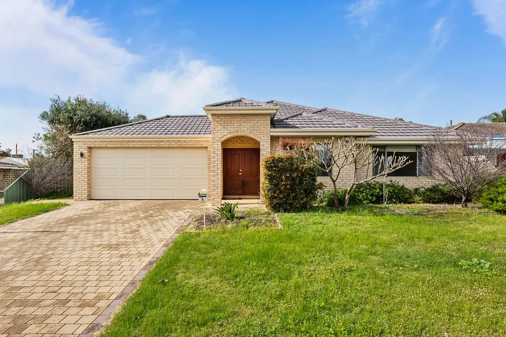 Spacious Family Home with Versatile Living and Excellent Parking