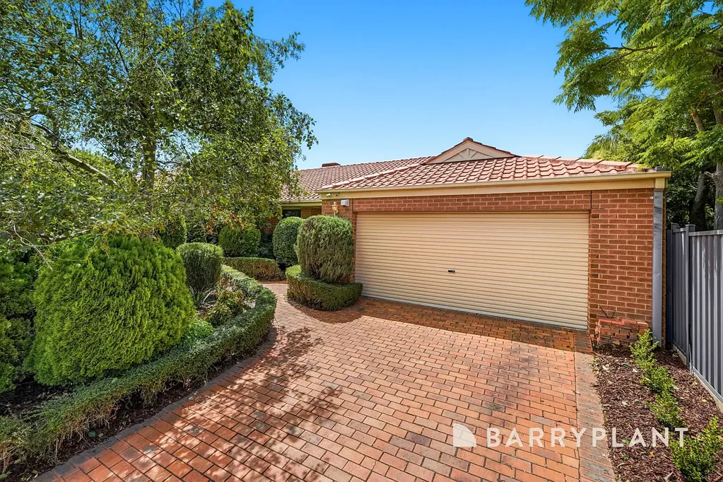 13 Sundew Court, Knoxfield, VIC 3180