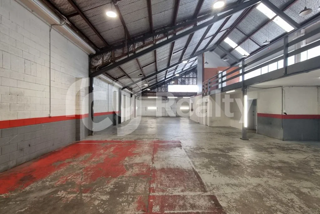 Penrose Rare Penrose Industrial with Wash Bay