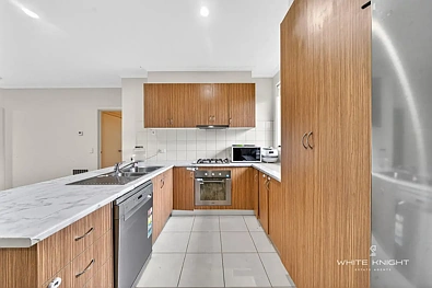 2/21 Biggs Street, St Albans, VIC 3021, 3 slaapkamers, 2 badkamers, Unit