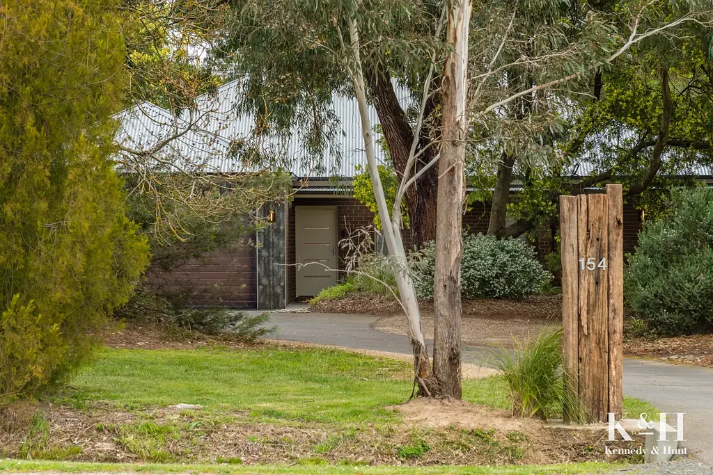 Gisborne 4બેડરૂમ Custom Luxury with Country Ease, Right in Gisborne