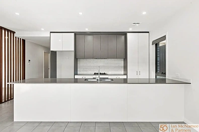 11 Sparrow Street, Googong, NSW 2620, 5房, 2浴, House
