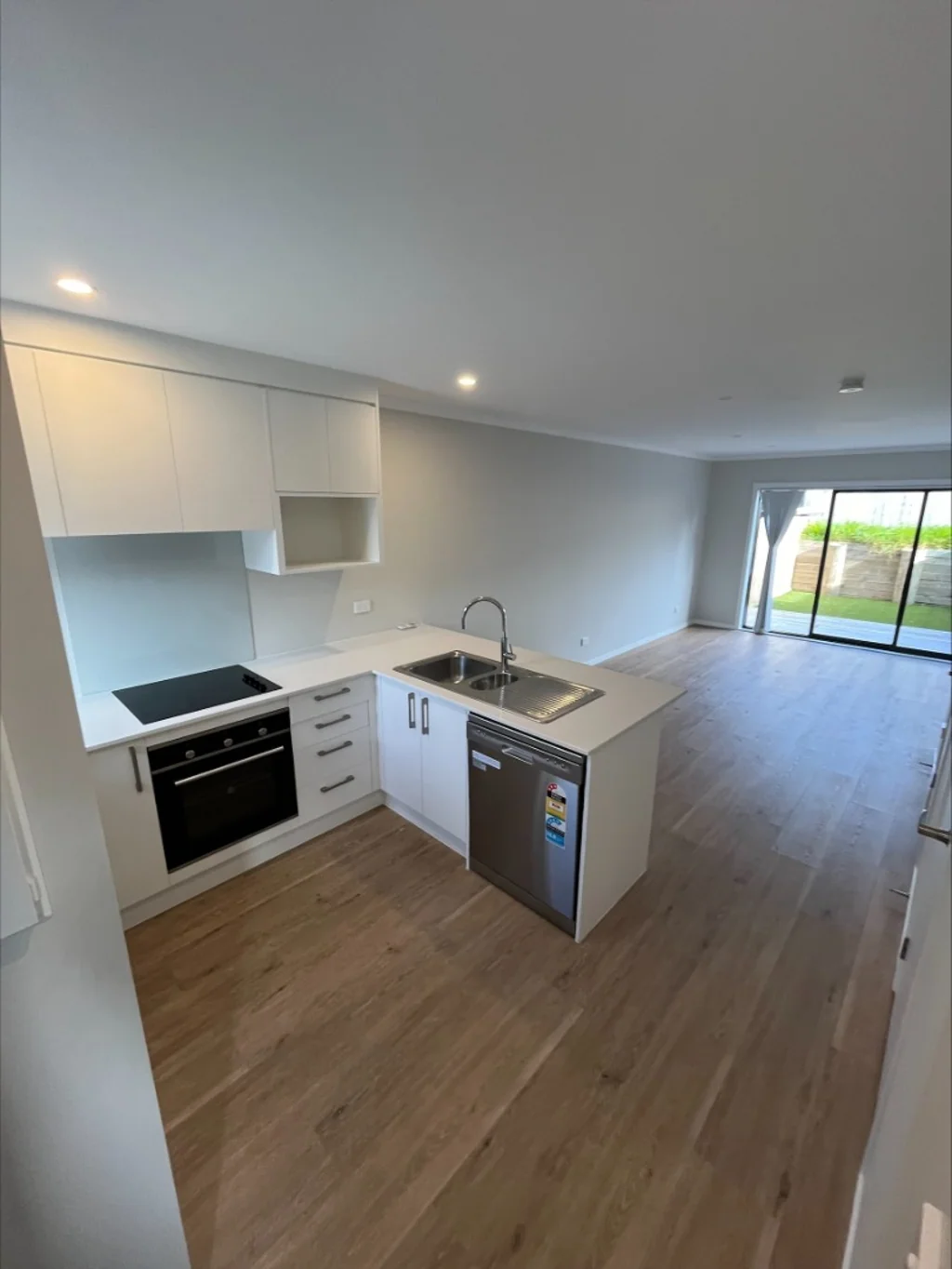 **Beautiful 2 bedroom in Ranui**