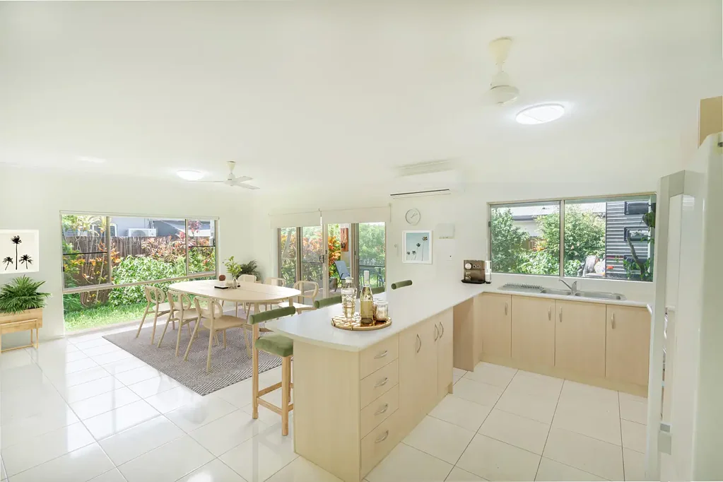 Port Douglas 4ਬੈੱਡਰੂਮ ONE OF THE LOWEST PRICED FOUR BEDROOM HOMES IN PORT DOUGLAS!