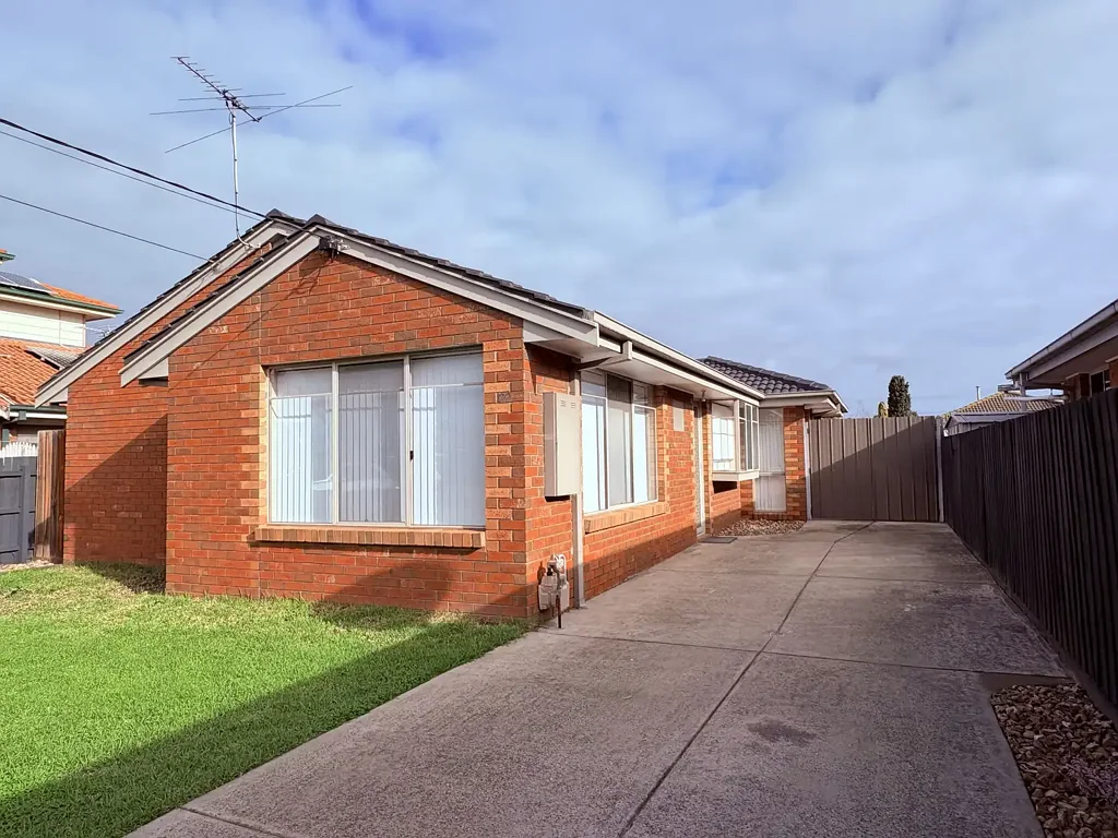 THREE BEDROOM FAMILY HOME