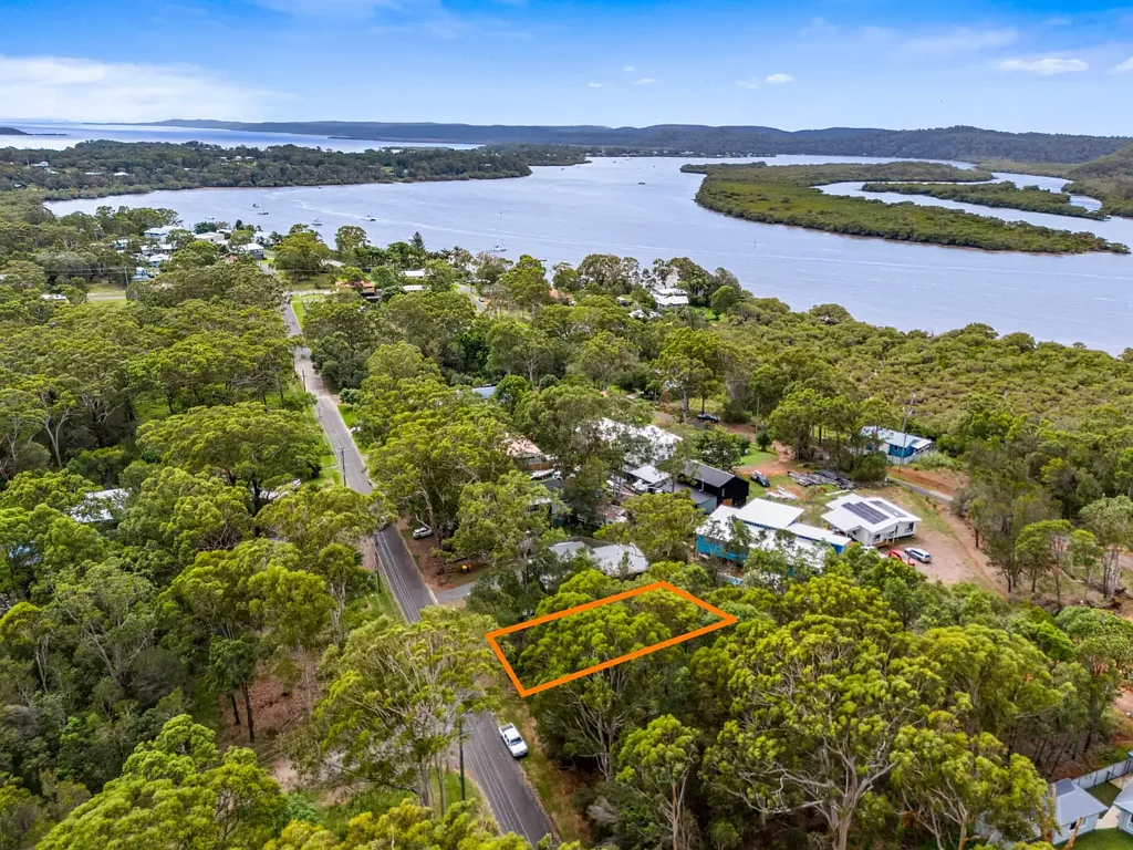 39 Jasper Street, Russell Island, QLD 4184