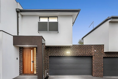 Clayton 5chambre Brand-New Five-Bedroom Living with Exceptional Family Flexibility