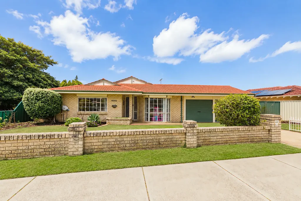 Waikiki 3Zimmer WAIKIKI 3 X1 HOME FOR SALE - 10 Minute Walk to the Beach