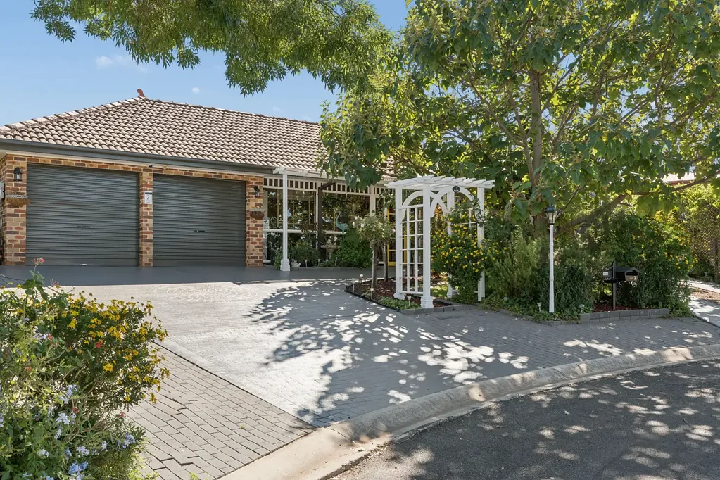 7 Samuel Court, Young, NSW 2594